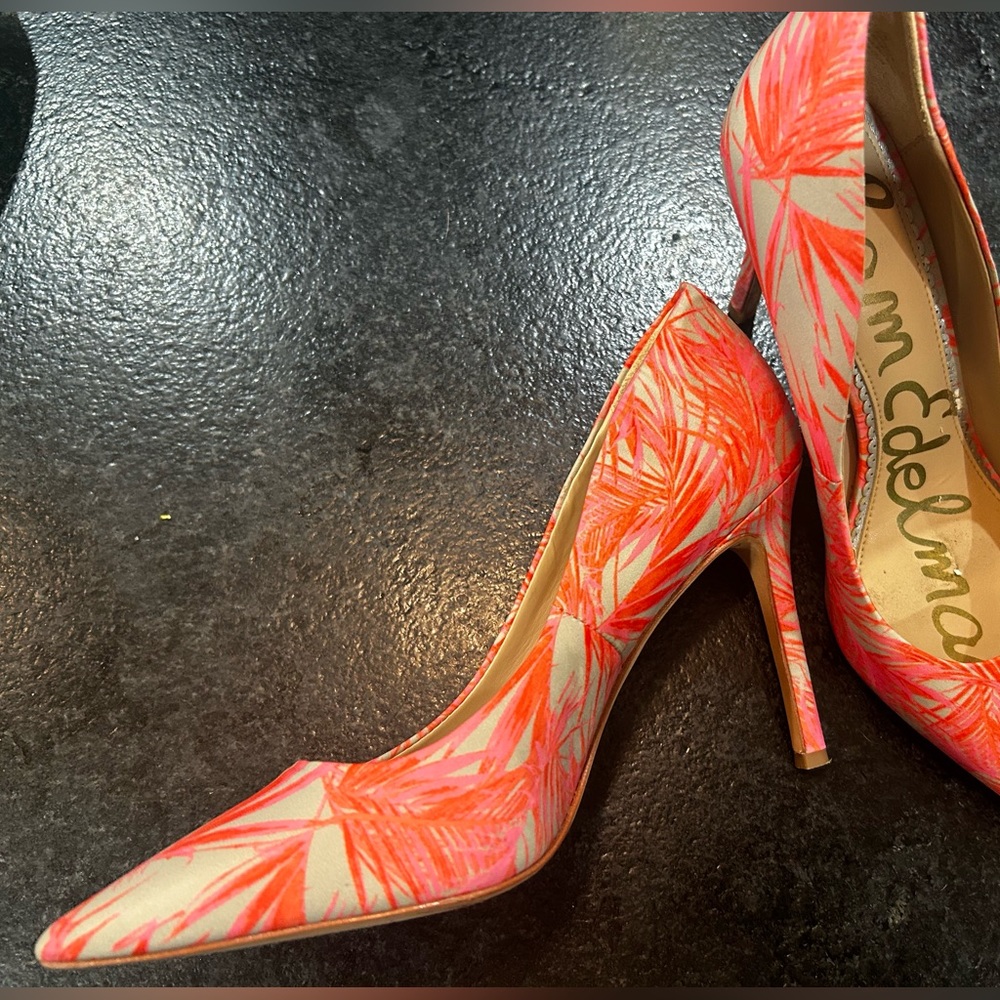 Sam Edelman palm print heels size 7